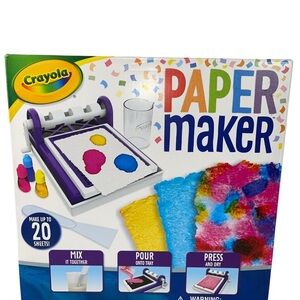 Crayola Paper Maker Art Kit, Can Make 20 Sheets BRAND NEW For Ages 8 & Above
